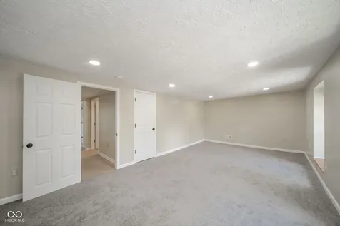41 W Warrick Street Knightstown IN 46148
