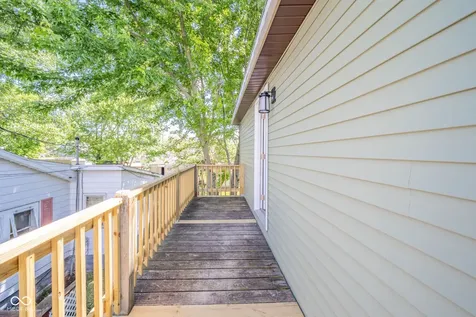 41 W Warrick Street Knightstown IN 46148