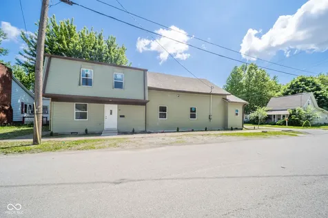 41 W Warrick Street Knightstown IN 46148