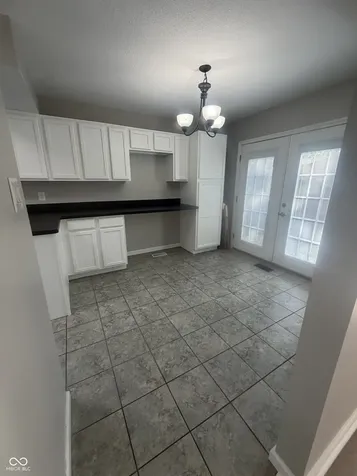 635 Cobblestone Road Avon IN 46123