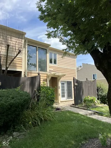 635 Cobblestone Road Avon IN 46123