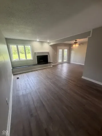 635 Cobblestone Road Avon IN 46123