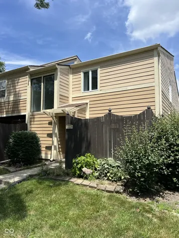 635 Cobblestone Road Avon IN 46123