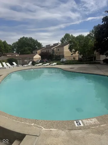 635 Cobblestone Road Avon IN 46123