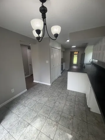 635 Cobblestone Road Avon IN 46123