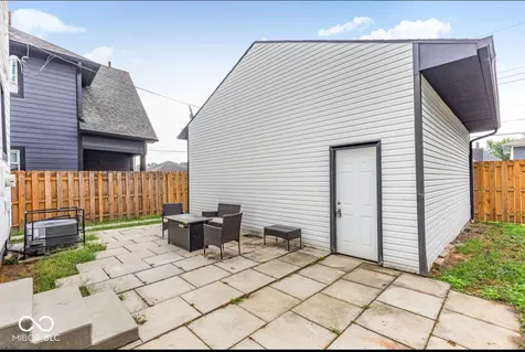 631 Cottage Avenue Indianapolis IN 46203