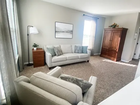 4043 Shady Pointe Row Greenwood IN 46143