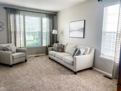 4043 Shady Pointe Row Greenwood IN 46143