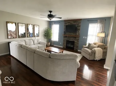 4043 Shady Pointe Row Greenwood IN 46143