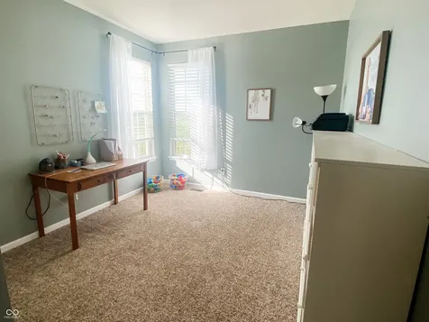 4043 Shady Pointe Row Greenwood IN 46143
