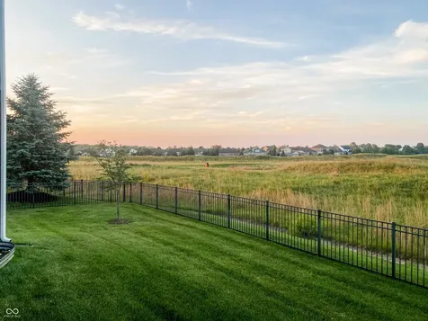 4043 Shady Pointe Row Greenwood IN 46143