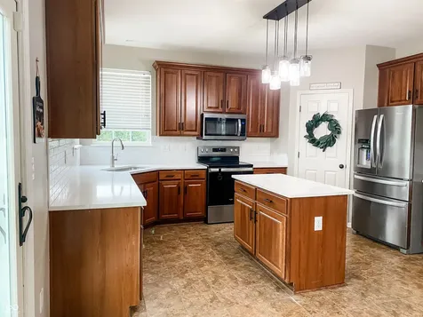 4043 Shady Pointe Row Greenwood IN 46143