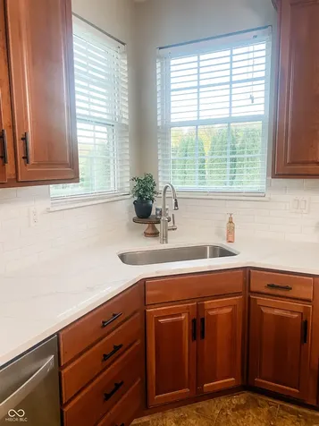 4043 Shady Pointe Row Greenwood IN 46143