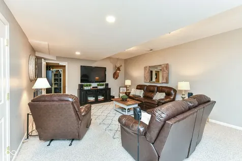 19102 Walter Grove Drive Noblesville IN 46062