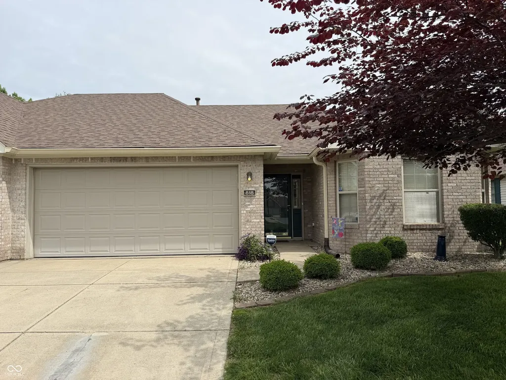 818 Jared Drive Greenwood IN 46143