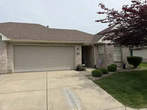 818 Jared Drive Greenwood IN 46143