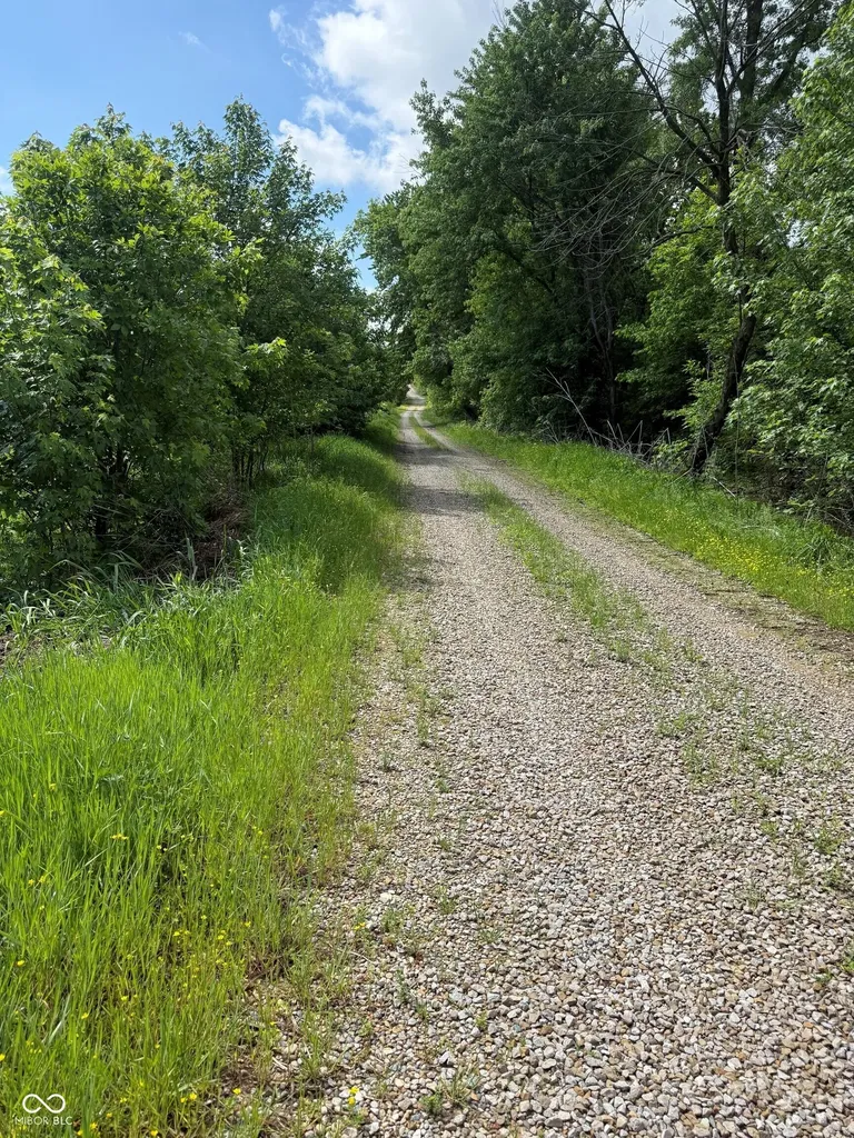 600 West Jasonville IN 47438