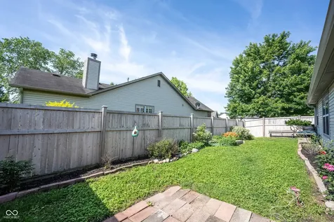 5837 Common Circle Indianapolis IN 46220