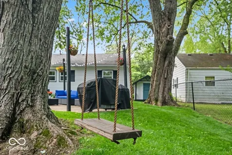 1230 Hamilton Drive Noblesville IN 46060