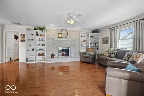 4893 E 191st Street Noblesville IN 46062