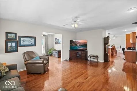 4893 E 191st Street Noblesville IN 46062