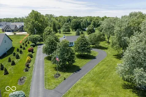 4893 E 191st Street Noblesville IN 46062