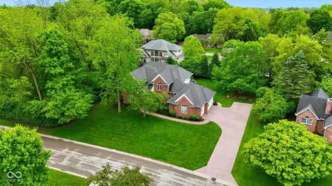 5201 W Deerbrook Drive Muncie IN 47304