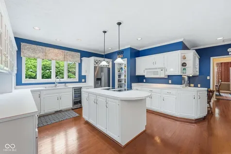 5201 W Deerbrook Drive Muncie IN 47304