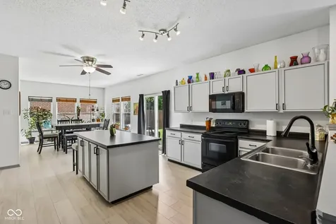5560 Noble Drive Indianapolis IN 46234