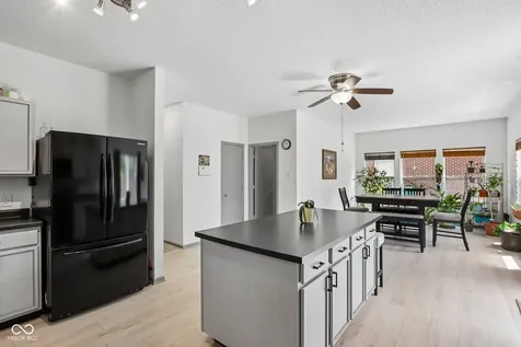5560 Noble Drive Indianapolis IN 46234