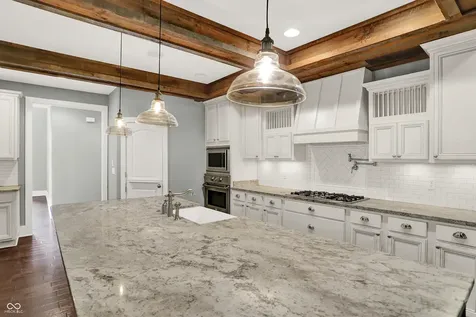 16893 Oak Manor Drive Westfield IN 46074
