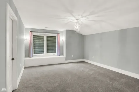 16893 Oak Manor Drive Westfield IN 46074