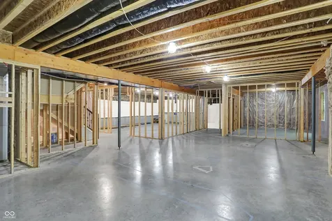 16893 Oak Manor Drive Westfield IN 46074