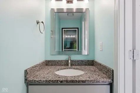 1067 Arlington Court Carmel IN 46280