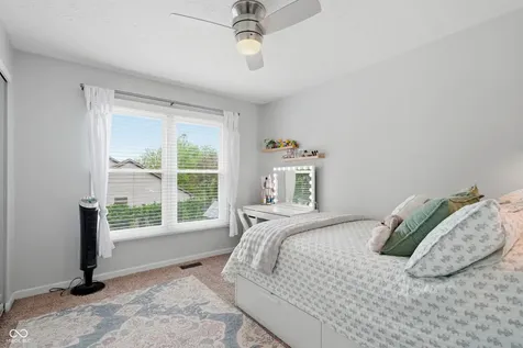 1067 Arlington Court Carmel IN 46280