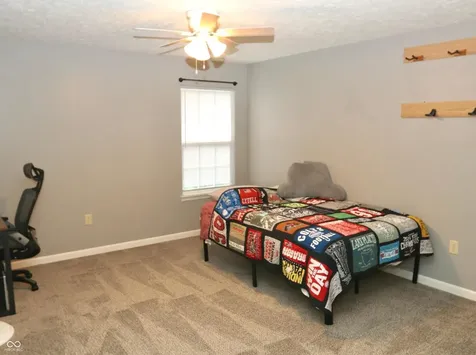 4092 S Stonebridge Court New Palestine IN 46163