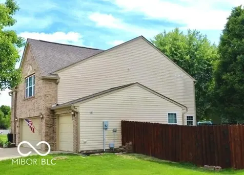 4092 S Stonebridge Court New Palestine IN 46163
