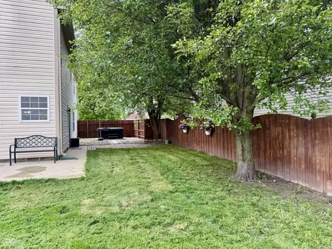 4092 S Stonebridge Court New Palestine IN 46163