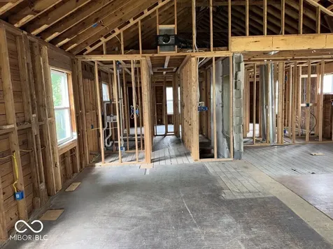 4622 Hillside Avenue Indianapolis IN 46205