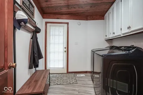 3007 Greensview Drive Greenwood IN 46143