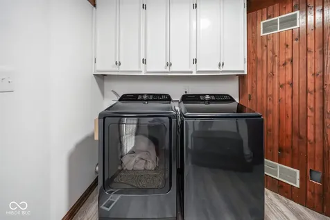 3007 Greensview Drive Greenwood IN 46143