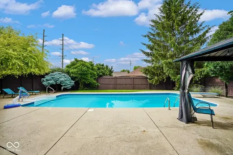 3007 Greensview Drive Greenwood IN 46143