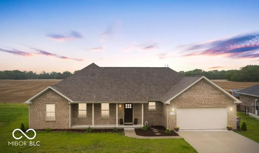 1756 Bell Ford Drive W Seymour IN 47274