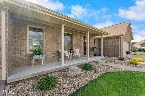 1756 Bell Ford Drive W Seymour IN 47274