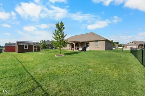 1756 Bell Ford Drive W Seymour IN 47274