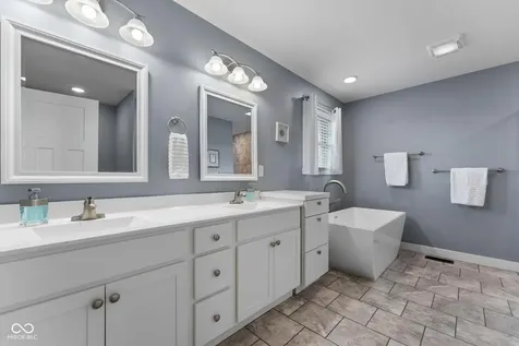 1756 Bell Ford Drive W Seymour IN 47274