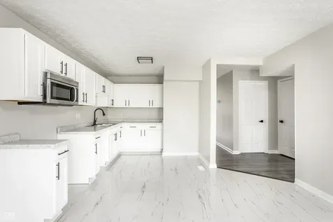 2248 Dupont Court Indianapolis IN 46229