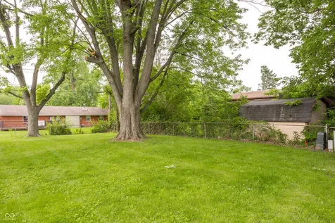 2248 Dupont Court Indianapolis IN 46229