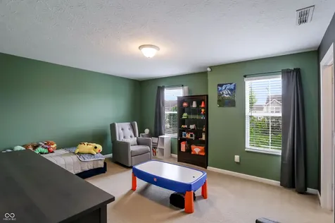 10512 Pintail Lane Indianapolis IN 46239