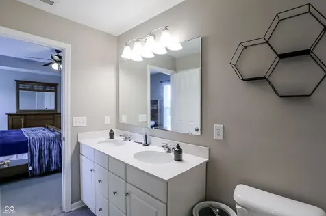 10512 Pintail Lane Indianapolis IN 46239